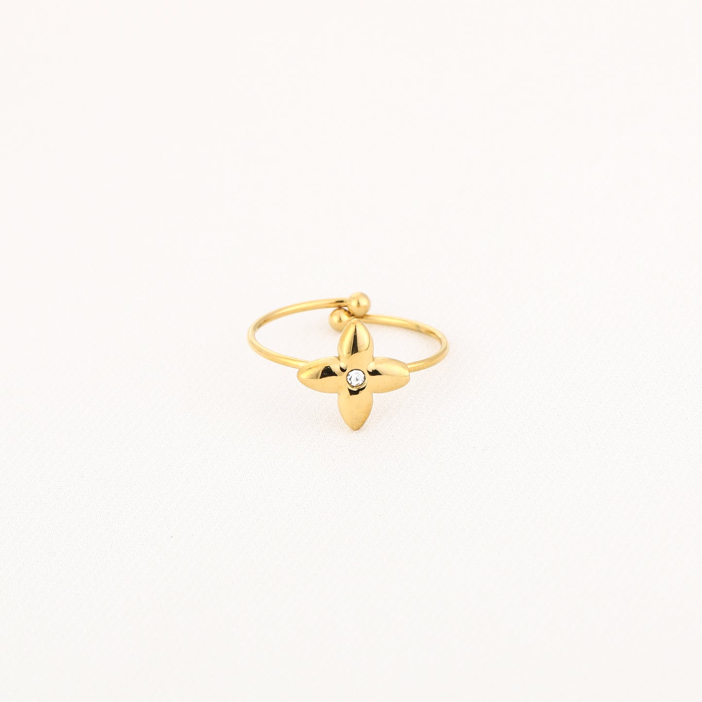 Ring met Klaverdesign en Zirkonia