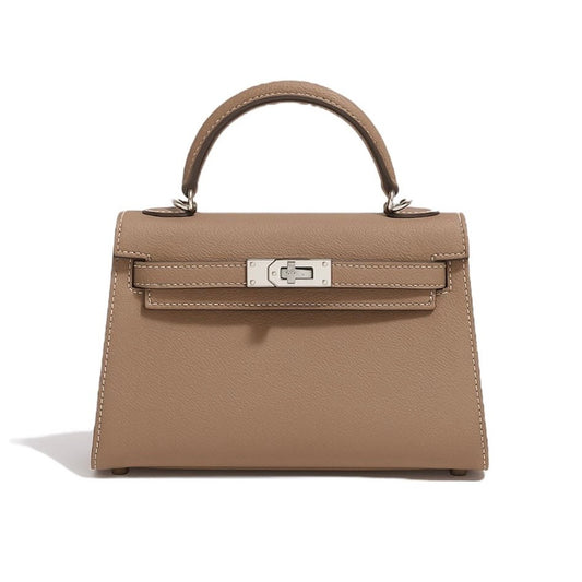 Lea Handtas in Sandstone